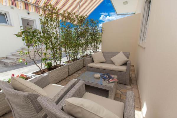 Apartments Bujan Crikvenica Exterior foto