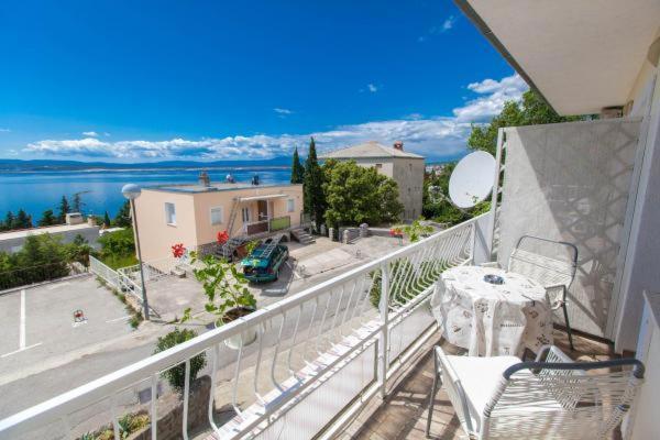 Apartments Bujan Crikvenica Exterior foto